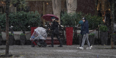 Kada kažemo "obilazi kao kiša oko Kragujevca" gotovo uvek mislimo na osobu koja okoliša u izražavanju i delanju, ali mnogi ne znaju kada i kako je ona nastala.