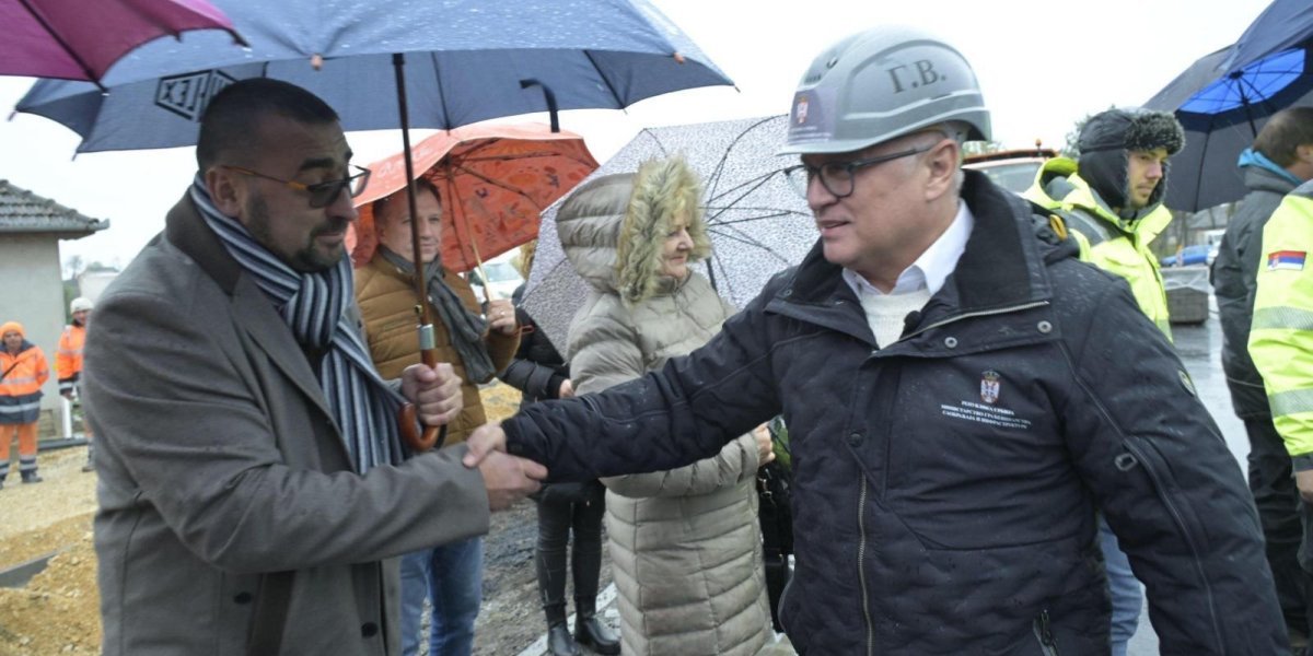 Vesić: Ispunjeno još jedno Vučićevo obećanje, radimo kružni tok i obilaznicu u opštini Ada