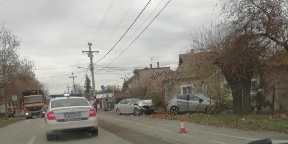 Maloletnik bez dozvole vozio BMW, nastradao drugi vozač: Stravični detalji saobraćajne nesreće u Obrenovcu