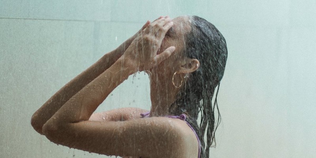 Da li se leti tuširate hladnom ili toplom vodom? Nije svejedno, može da ima ozbiljne posledice