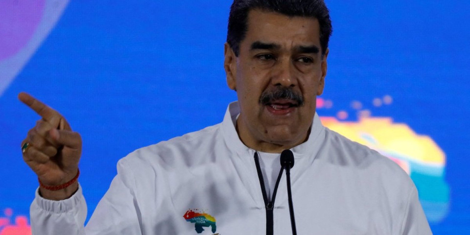 Snimak koji je obišao svet: Hit reakcija Madura na proslavi Dana studenata (VIDEO)