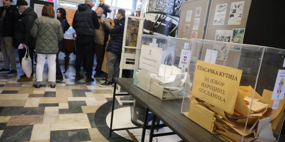 Oglasio se RIK: 30. decembra ponavljanje izbora na oko 30 biračkih mesta