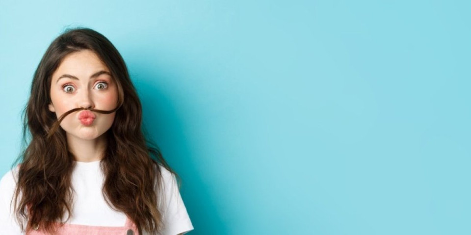 Vosak na prirodnoj bazi od samo 3 sastojka - Omiljena metoda uklanjanja neželjenih nausnica