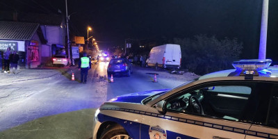 Od početka godine, u saobraćajnim nezgodama u Srbiji poginula su 94 pešaka, od čega 19 u saobraćajnim nezgodama na pešačkim prelazima, saopštili su iz Ministarstva unutrašnjih poslova i uputili apel svim učesnicima u saobraćaju da povećaju oprez.