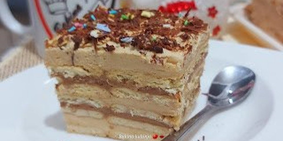 Domaća keks torta kojoj nema ravne! Fantastičan spoj karamele, čokolade i keksa (VIDEO)