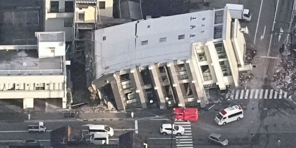 Razoran zemljotres! Broj poginulih u Japanu povećan na 48, na aerodromu zarobljeno 500 ljudi! (FOTO, VIDEO)