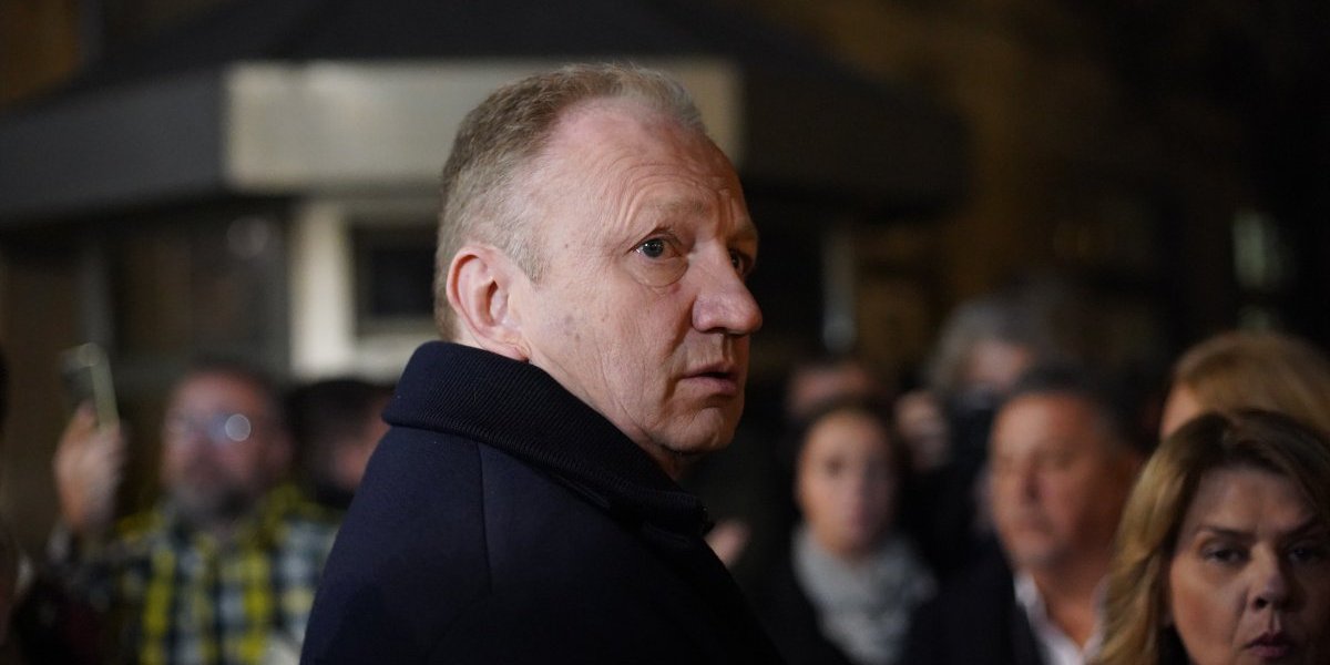 "On je lud kao zvono, hitna hospitalizacija je jedina mera za njega" Đilas na Veliku subotu izvređao Vučića (VIDEO)