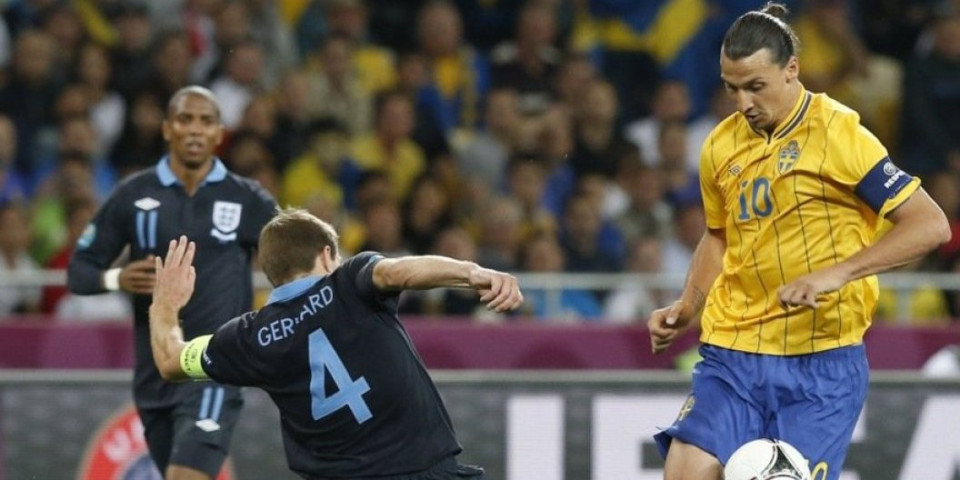 Samo njemu zavidi i tačka! Ibrahimović bi voleo da je dao gol kao Zidan! (VIDEO)