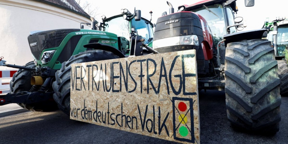 Misterija! Smrt na protestima nemačkih poljoprivrednika! (FOTO)