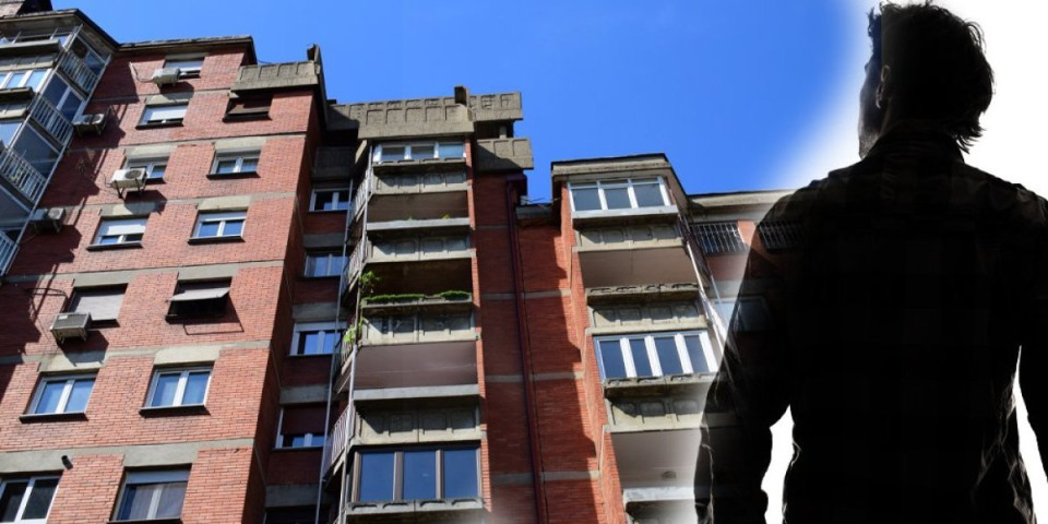 Stariji čovek u crnoj jakni pokušava da uđe u stanove u ovom delu grada! Beograđani objavili hitno upozorenje! (FOTO)