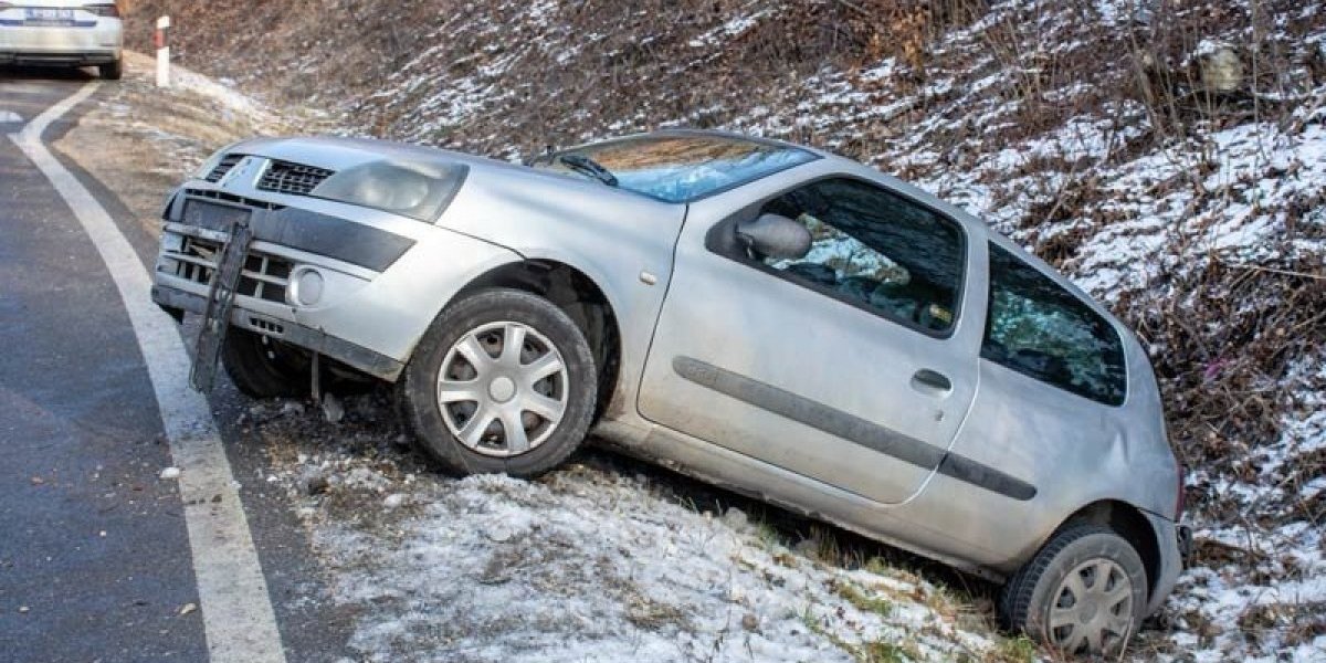 Saobraćajka kod Zaječara: Vozilo sletelo s puta, ima povređenih