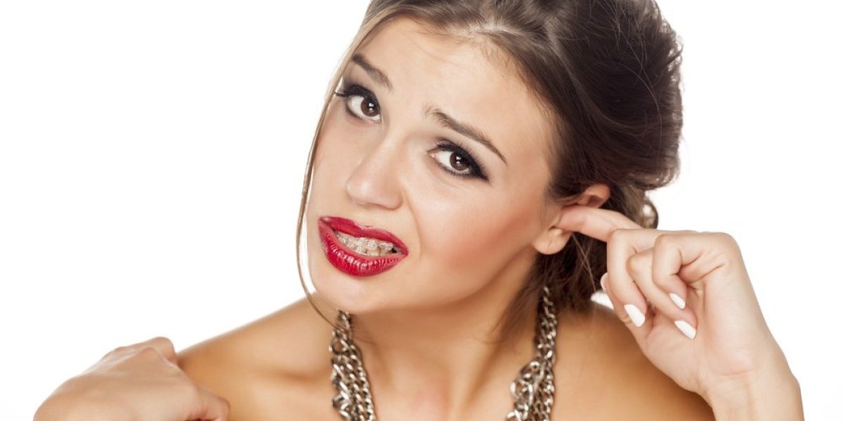 Kad vas svrbi grlo, počešite uvo! 10 trikova koji ublažavaju telesne neprijatnosti