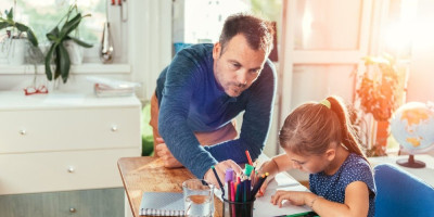 Stručnjaci upozoravaju da neprihvatanje deteta zbog pola nije samo lični problem oca, već duboko usađeni porodični obrazac koji ostavlja trajne emocionalne rane i oblikuje sudbinu cele porodice.
