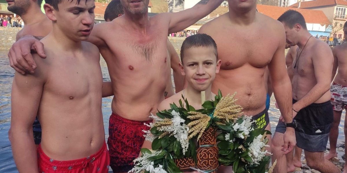 Najmlađi učesnik Makarije (11) pliva svake godine