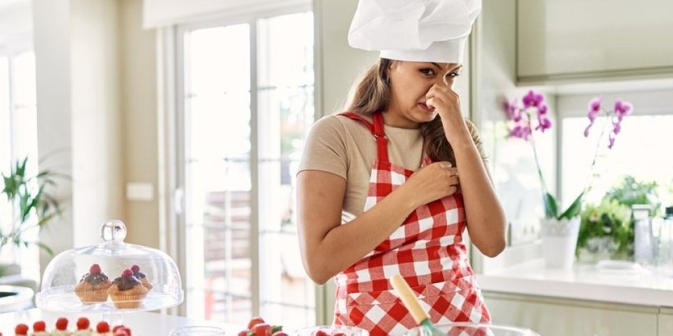 Oterajte neprijatan miris iz stana posle kuvanja - za minut!