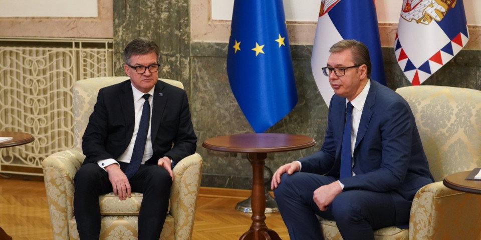 Počeo sastanak Vučića i Lajčaka! Predsednik Srbije sa specijalnim predstavnikom EU za dijalog Beograda i Prištine