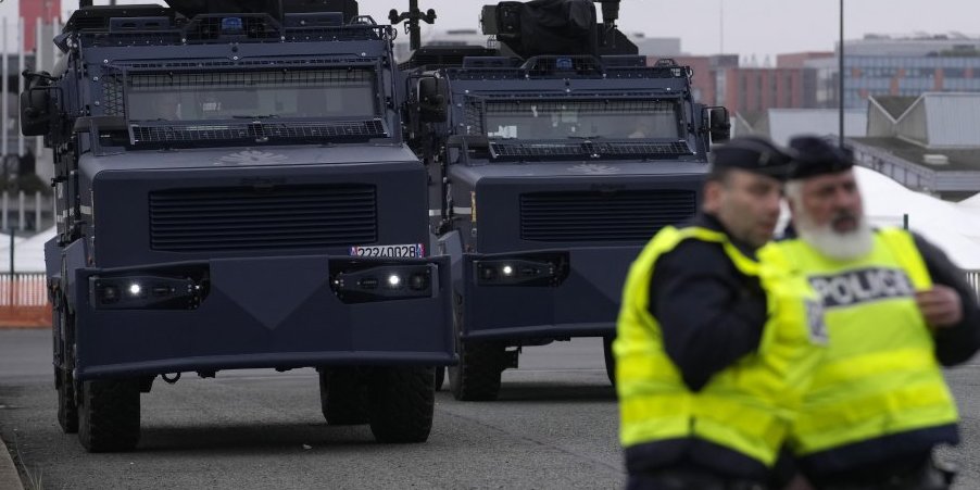 Farmeri krenuli na granicu! Blokade u Belgiji, 2.000 kamiona zarobljeno u Brižu! (VIDEO)