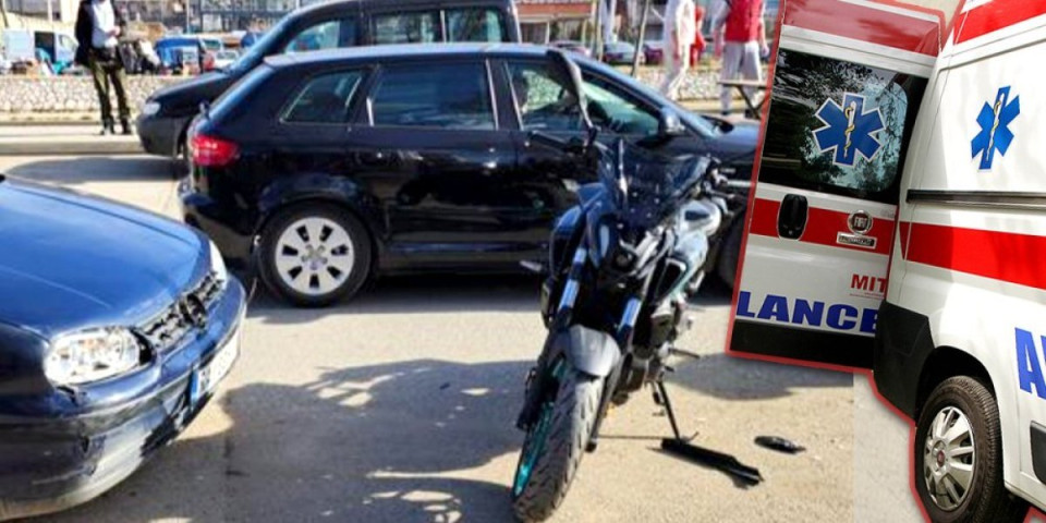 Karambol u Donjem Adrovcu! Mladić i devojka povređeni u sudaru motocikla, mopeda i „opela“