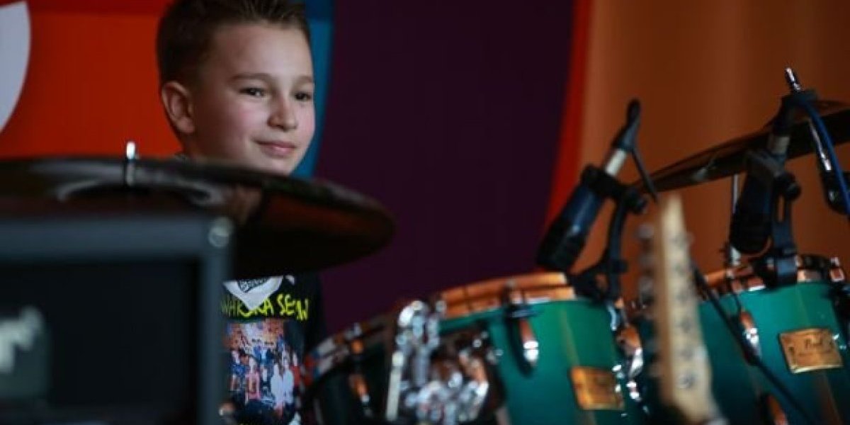 Najmlađi član benda Filip Cvetković ima 11 godina i ide u peti razred
