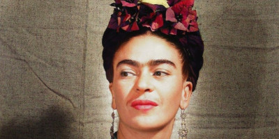 Autoportret meksičke slikarke Fride Kalo prodat je za 54,7 miliona dolara, čime je postao najskuplje delo umetnice ikada prodato na aukciji.