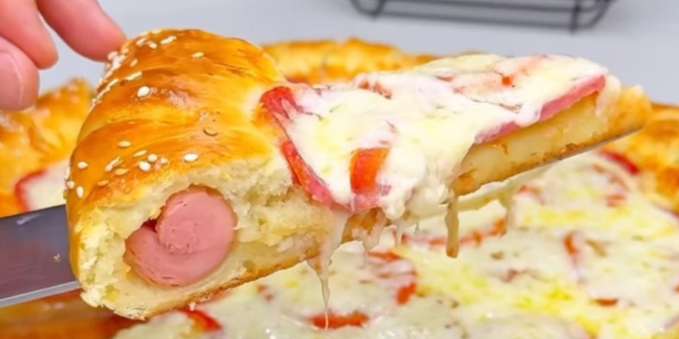 Domaća pica sa punjenim ivicama! Slasno savršenstvo zbog kojeg ćete uzeti parče više (VIDEO)