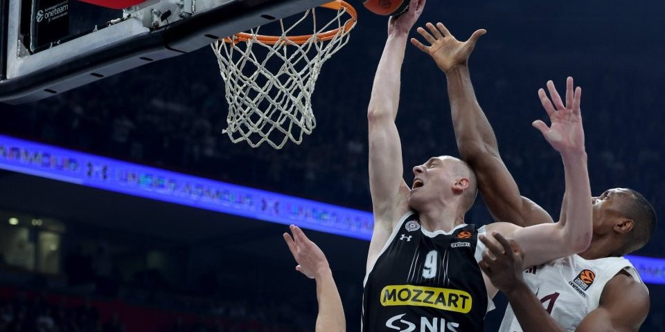 Šok poraz može skupo da košta! Evo kako stoje Partizan i Zvezda na novoj tabeli Evrolige!