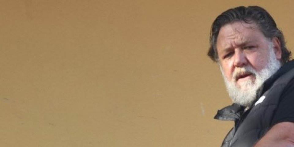 Niko ne može da ga prepozna! Rasel Krou se obrijao posle 5 godina - ovako sada izgleda (FOTO)
