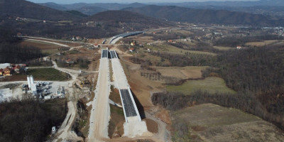 Nakon informacije da će lekari i medicinske sestre Doma zdravlja Čačak uskoro početi sa dežurstvima ispred tunela Munjino brdo, oglasila se zdravstvena ustanova i demantovala ove navode!