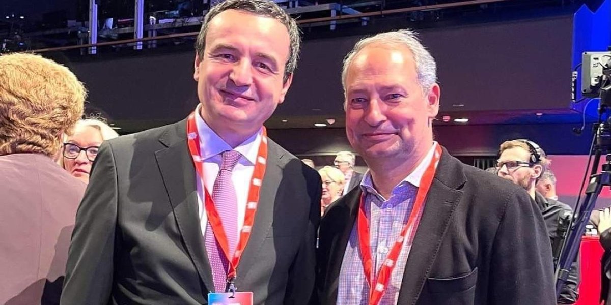 Kurtijev lobista i srbomrzac opet na zadatku: Nije važna istina, Šider priča sve ono što blokaderi teroristi žele da čuju!