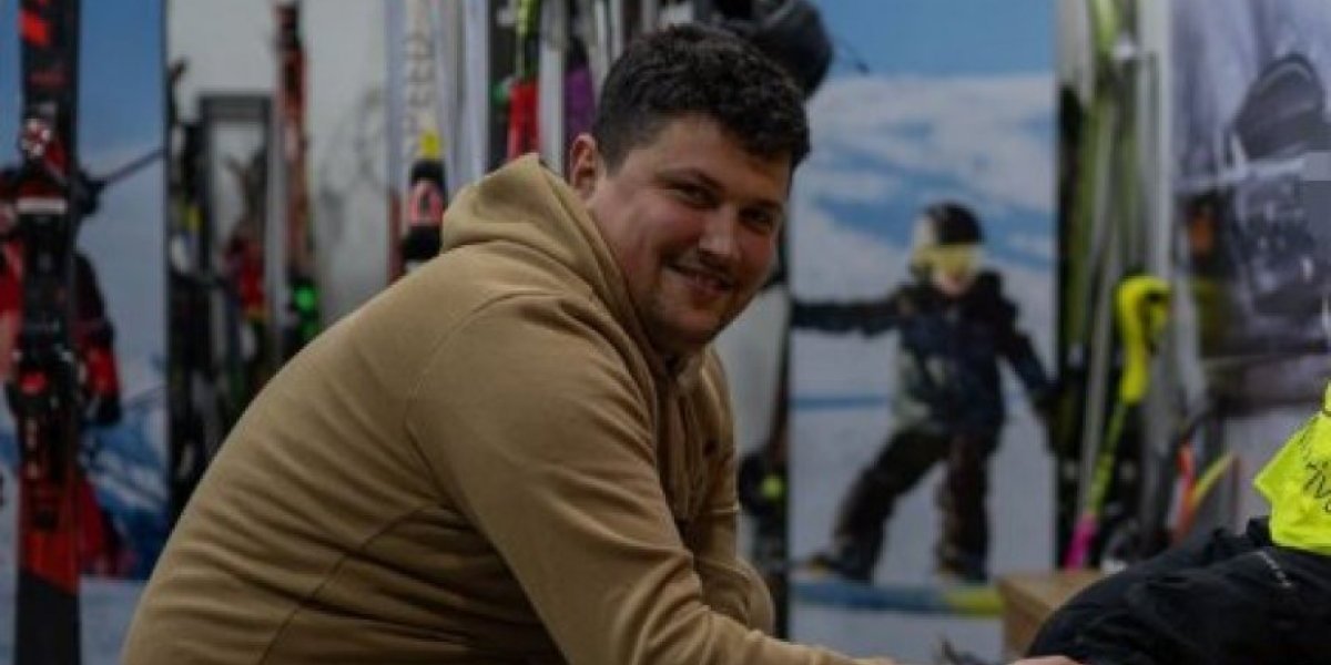 Nenad Đorđević Čičak gotovo 15 godina pomaže ljudima da stanu na pancerice! Nema skijaša koji ga ne zna
