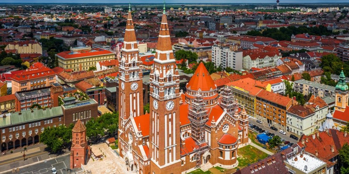 Jeftine destinacije za Prvi maj! 2 grada u regionu su idealan izbor za kratak izlet (FOTO)