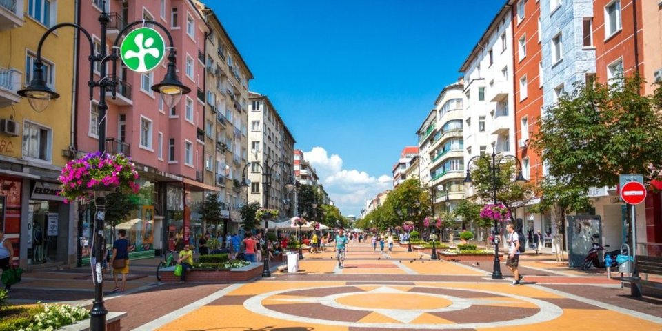 Provedite se za male pare! Najjeftiniji gradovi na Balkanu idealni za bekstvo u dvoje (FOTO)