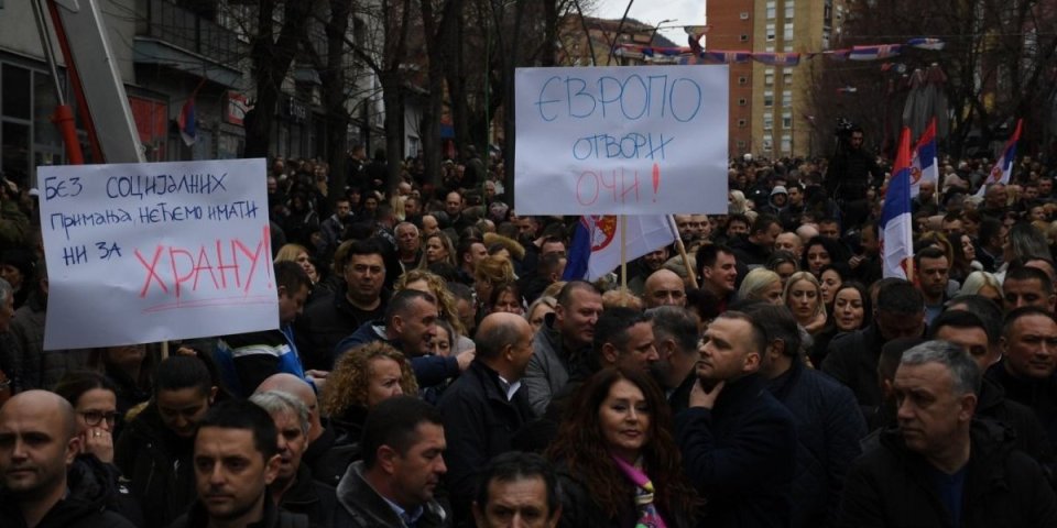 Šešelj o Srbima sa Kosova i Metohije: Hrabri su, prkosni i nepokolebljivi da ostanu na svojim ognjištima (VIDEO)