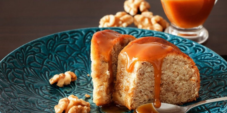 Spremite sjajan slatkiš od sastojaka koje imate u kuhinji: Idu orasi i topi se u ustima