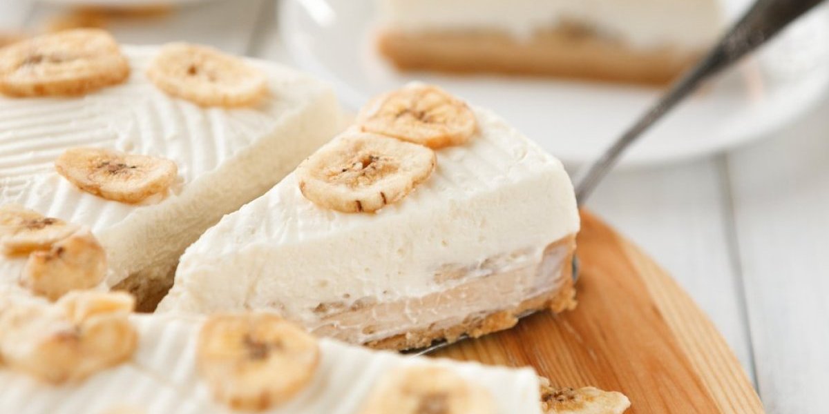 Brza torta sa bananama: Pravi se za 10 minuta i svi je obožavaju