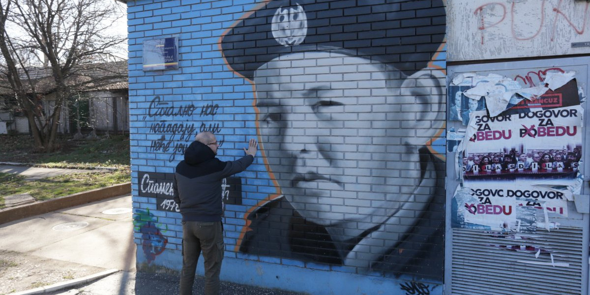 Mural posvećen Spomenku Gostiću na Banjici