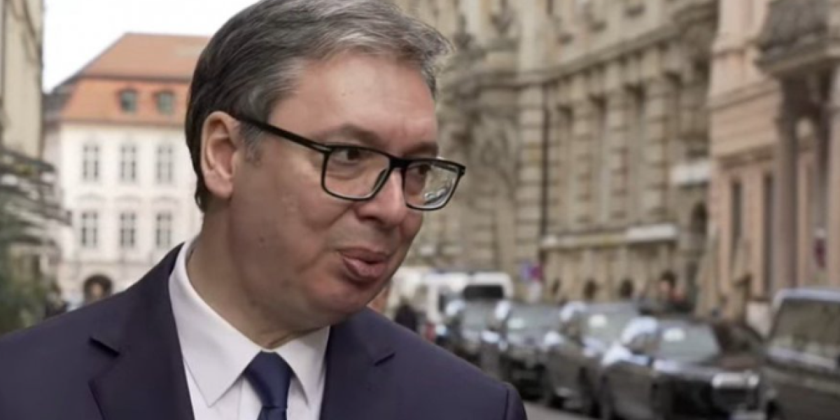 Mi volimo kupus! Vučić na šaljivi način o hrvatskoj provokaciji: Kupusarska politika je odlična (VIDEO)