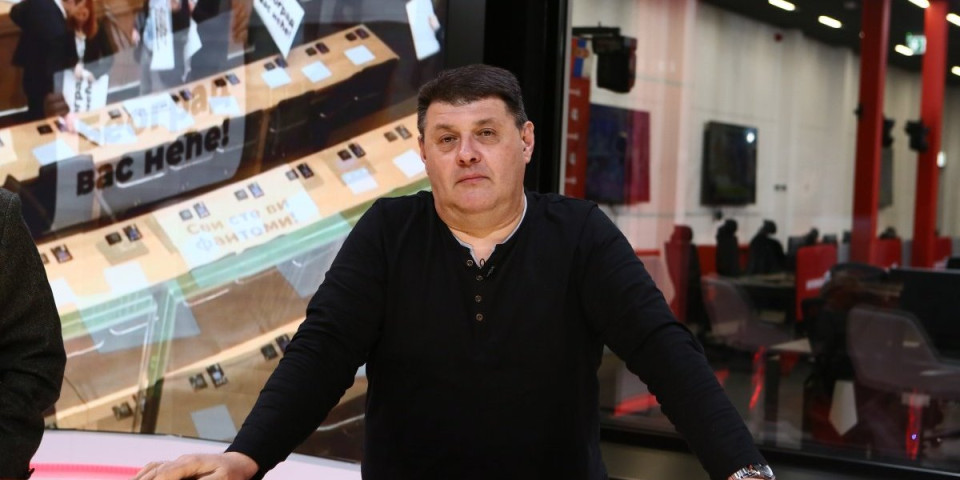 Sarapa se danas nije pojavio u Jutarnjem programu - Voditelj ne dolazi sebi zbog Darka Glišića