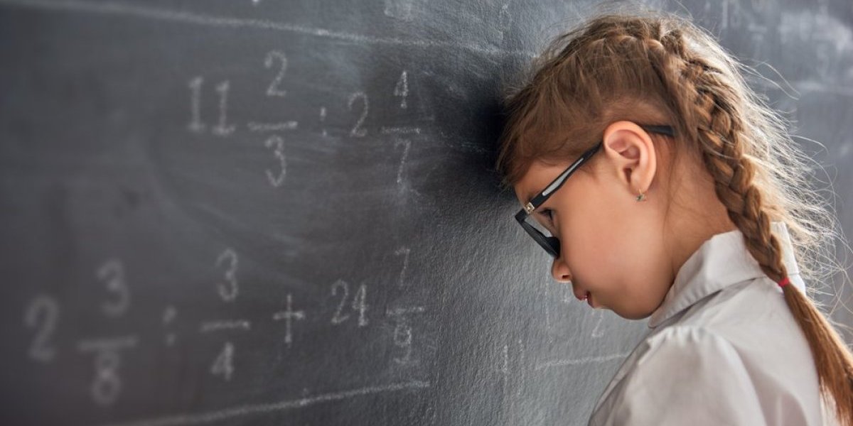 "Bez tablice množenja nema dvojke!" Čak i srednjoškolci kubure sa osnovnim matematičkim operacijama: Roditelji kažu da ne znaju ni oni celu tablicu!