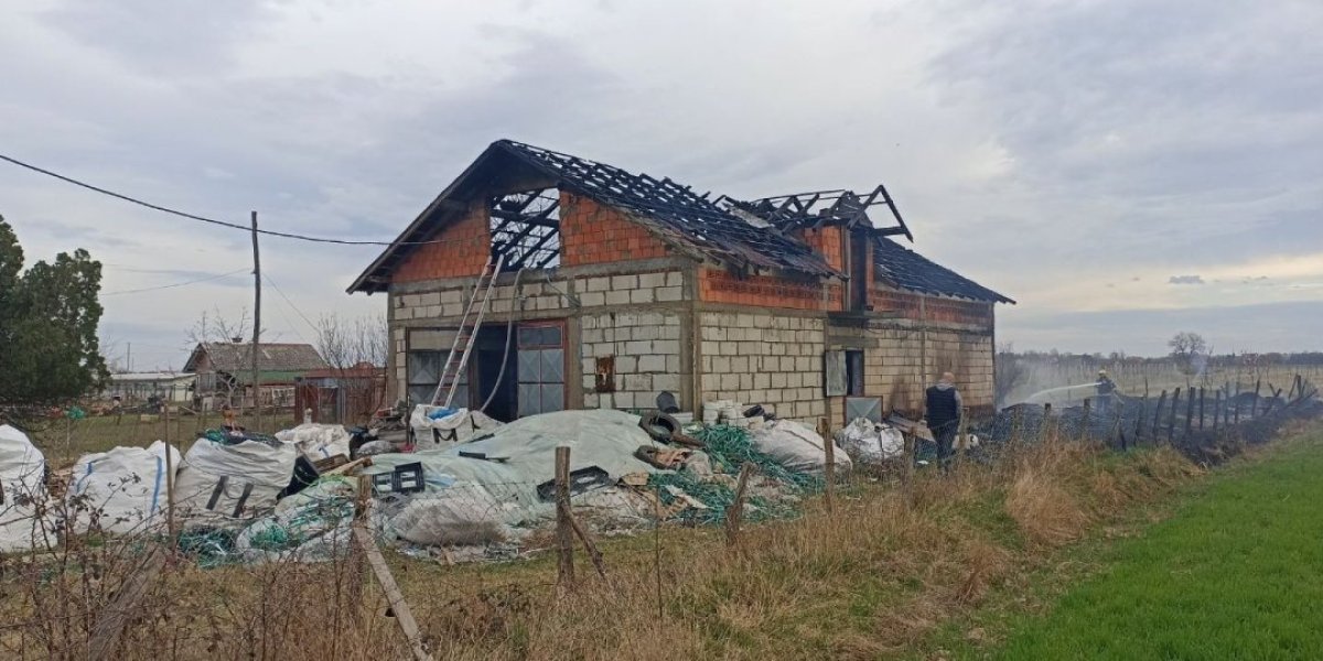 Utvrđuje se uzrok požara: Vatrena stihija u šabačkom naselju Jevremovac krenula ka stambenim objektima