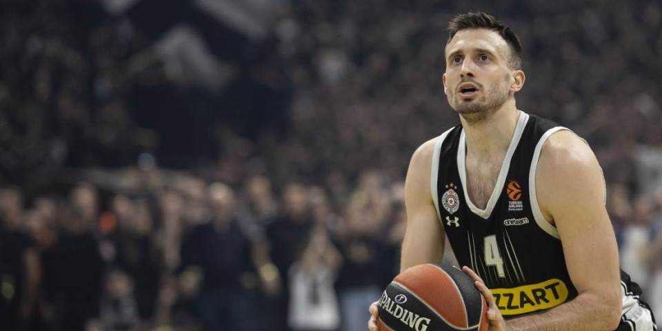 Avramović posle NBA partije: Jedan igrač nije tim