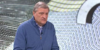 Profesor Ekonomskog fakulteta Dragan Đuričin ocenio je da je novi paket ekonomskih mera za poboljšanje životnog standarda, koji je danas predstavio predsednik Aleksandar Vučić, predstavlja spremnost države da se suoči sa ozbiljnim ekonomskim problemima.