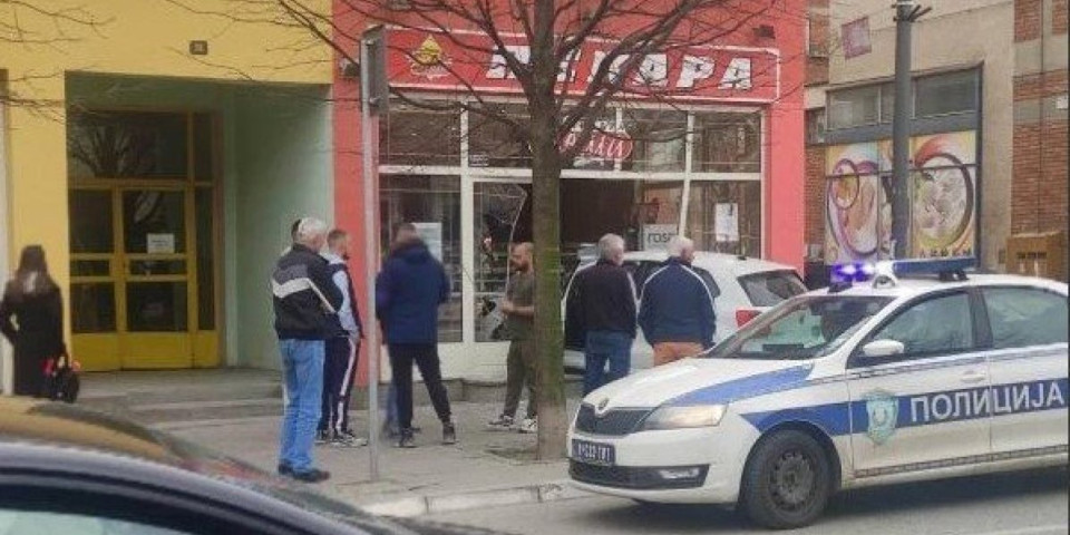 Automobilom ulteo u pekaru: Saobraćajna nezgoda u Aranđelovcu
