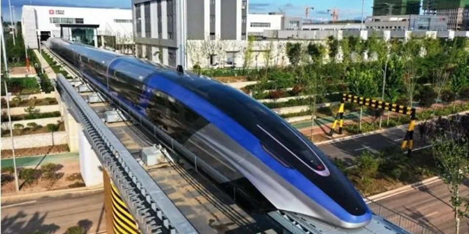 (VIDEO) Kinezi su načisto poludeli, prave vozove brže od aviona! Od Vuhana do Pekinga ići će brzinom od 2000 km/h!