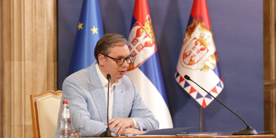 Vučić sutra sa Rokfejom! Predsednik će razgovarati o bitnim temama sa direktorom za kontinentalnu Evropu Ministarstva spolјnih poslova Francuske