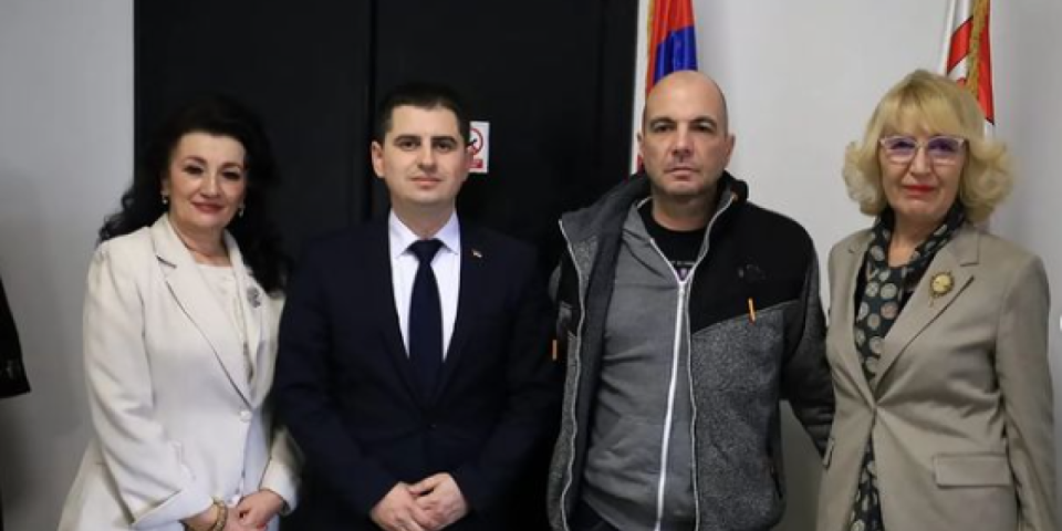 Danas se Srbija ponosi svojim herojima! Državni sekretar Antić se sastao sa borcem sa Košara Tomislavom Račićem!
