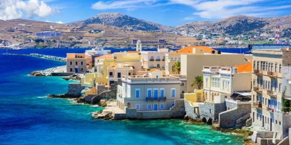 Grčki afrodizijak ste sigurno probali! A da li znate da potiče sa ovog ostrva? (FOTO)