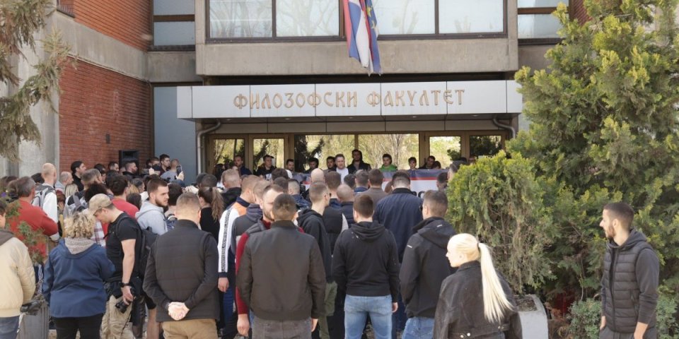 Tajkunski medij ponovo negira istinu: Blokade ostavile katastrofalne poslice, oni tvrde - nema to veze s tim?!