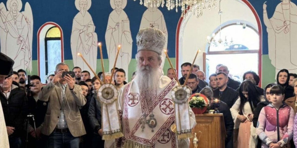 Episkop Teodosije Srbima na KiM: Ne napuštajte svetu zemlju, ostavite je deci svojoj (FOTO)