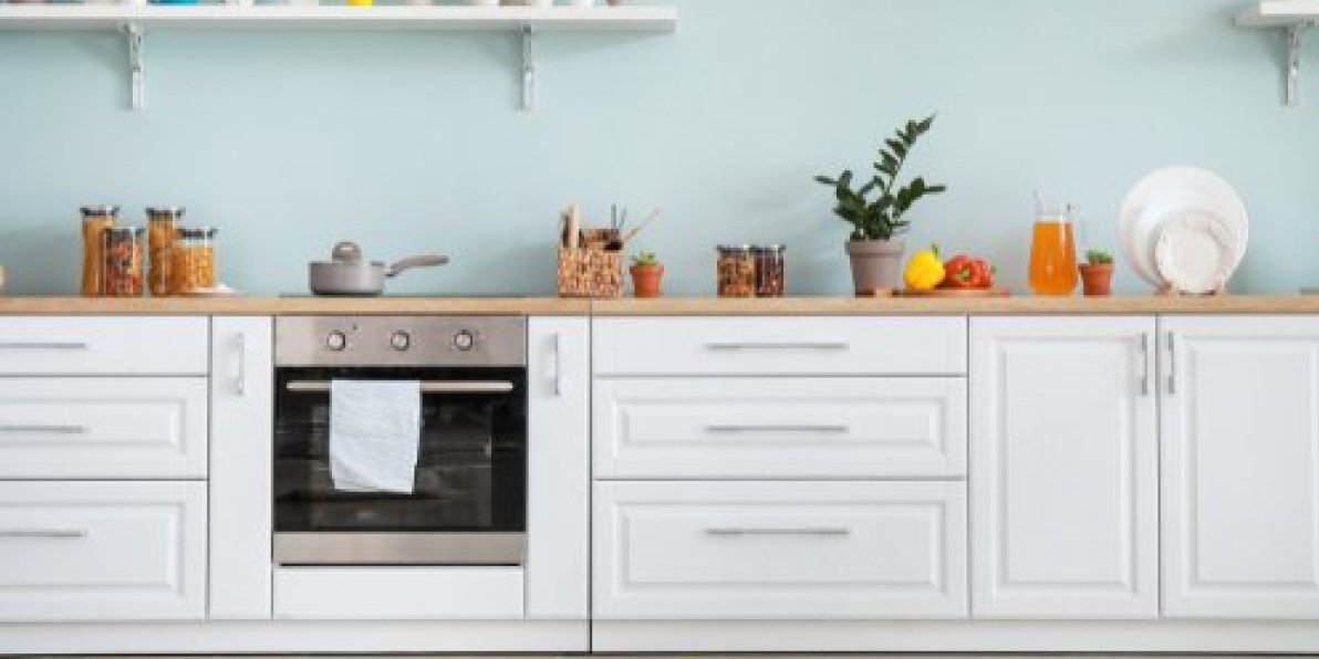 Evo čemu služi fioka ispod šporeta! Nije za plehove - ovo će vas iznenaditi